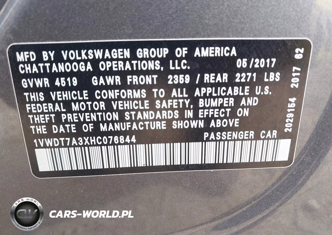 2017 Volkswagen Passat 1.8T R-Line VIN:1VWDT7A3XHC076844 - 9