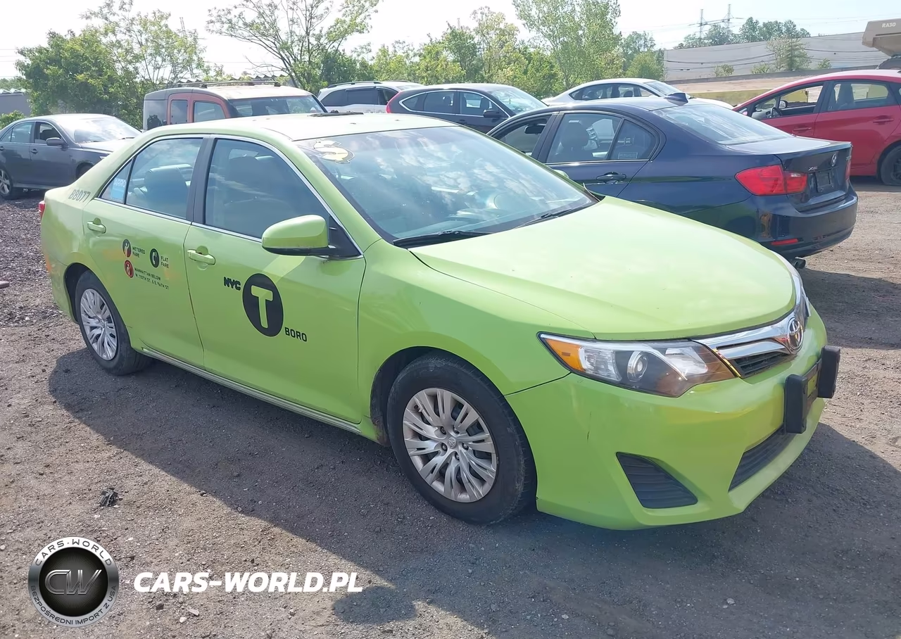 Główne zdjęcie 2013 Toyota Camry Le