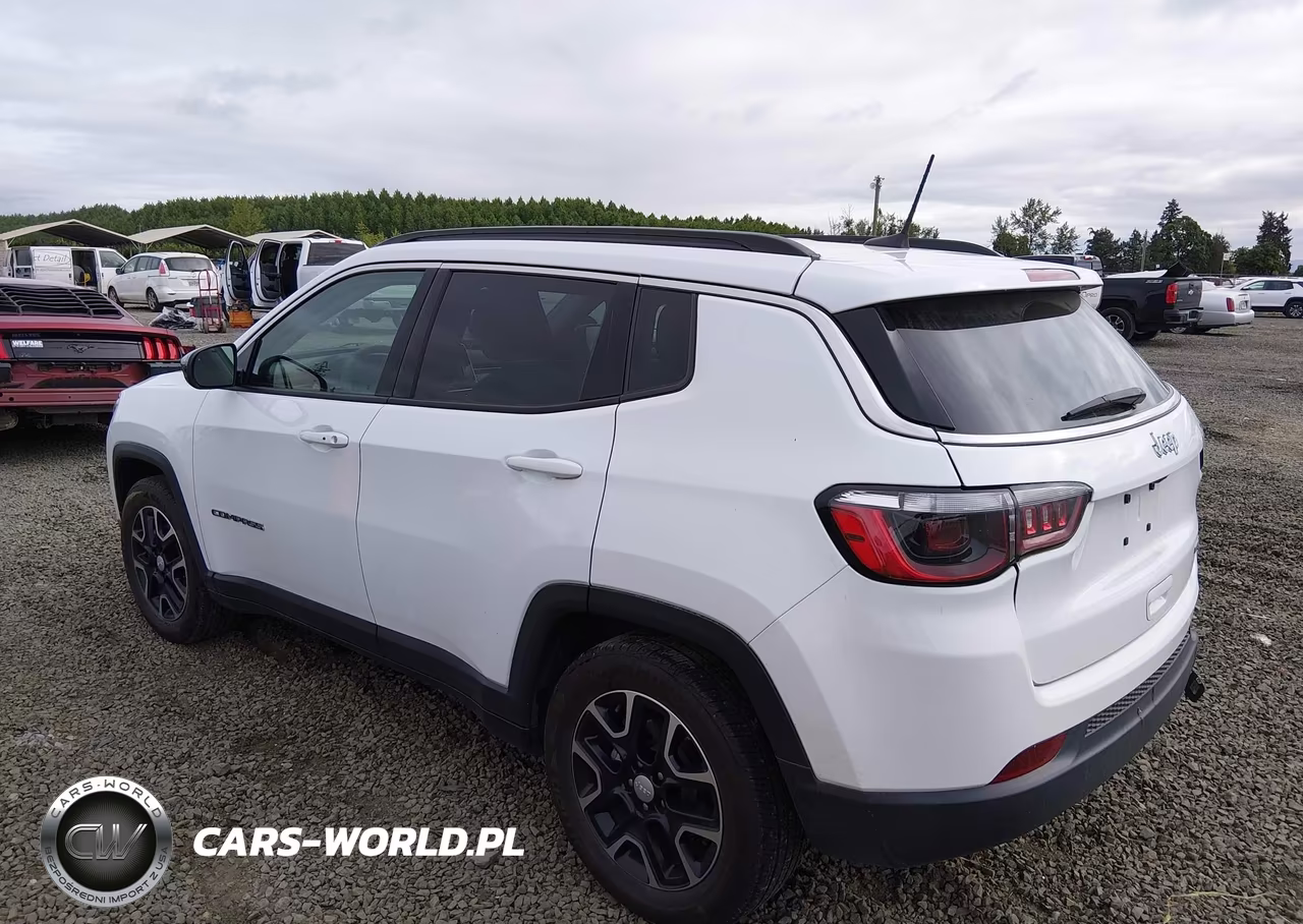 2022 Jeep Compass Latitude Fwd VIN:3C4NJCBB9NT120215 - 3
