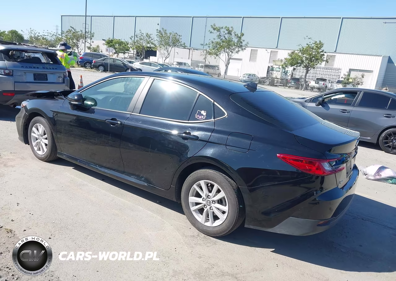 2025 Toyota Camry Le VIN:4T1DAACK7SU080647 - 3