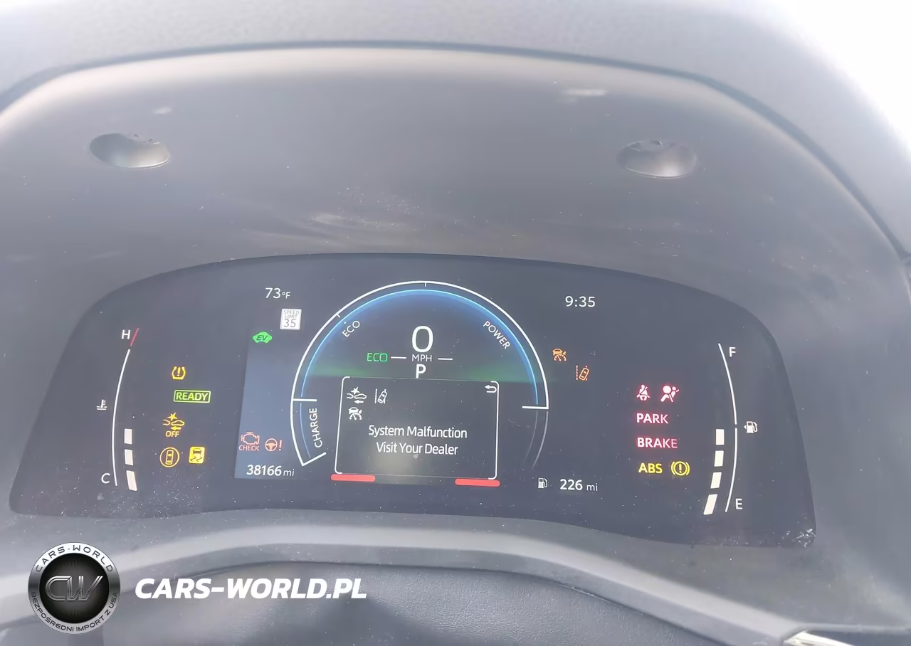 2025 Toyota Camry Le VIN:4T1DAACK7SU080647 - 7