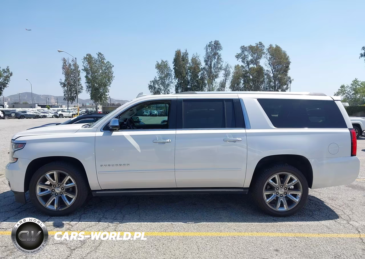 2018 Chevrolet Suburban Premier VIN:1GNSCJKC1JR110217 - 14