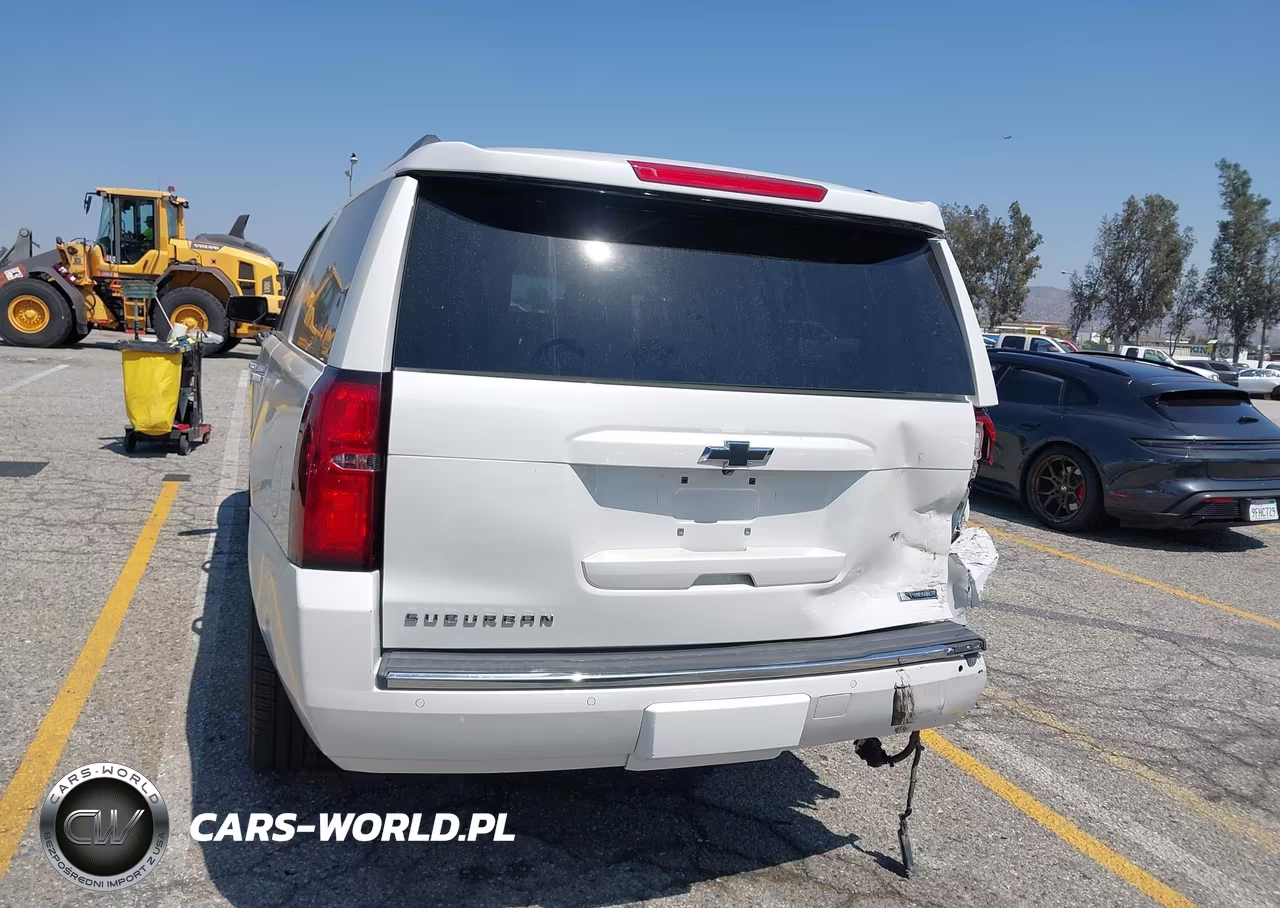 2018 Chevrolet Suburban Premier VIN:1GNSCJKC1JR110217 - 16