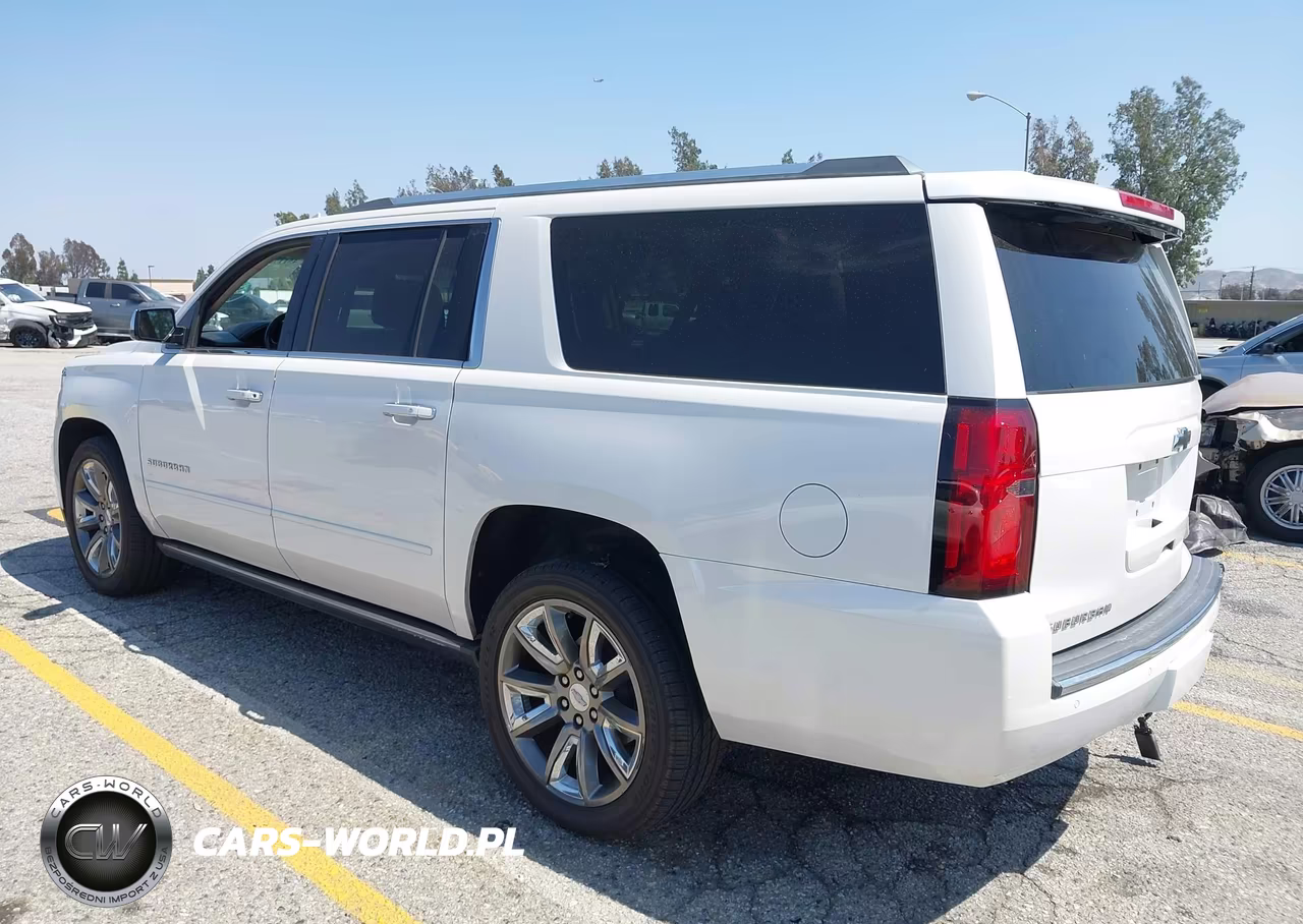 2018 Chevrolet Suburban Premier VIN:1GNSCJKC1JR110217 - 3