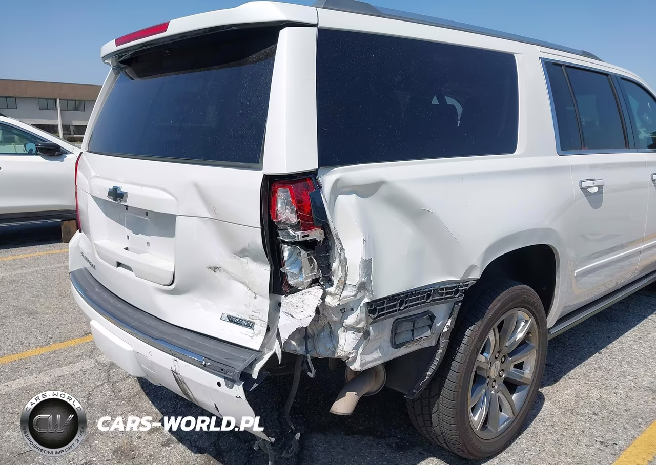 2018 Chevrolet Suburban Premier VIN:1GNSCJKC1JR110217 - 6