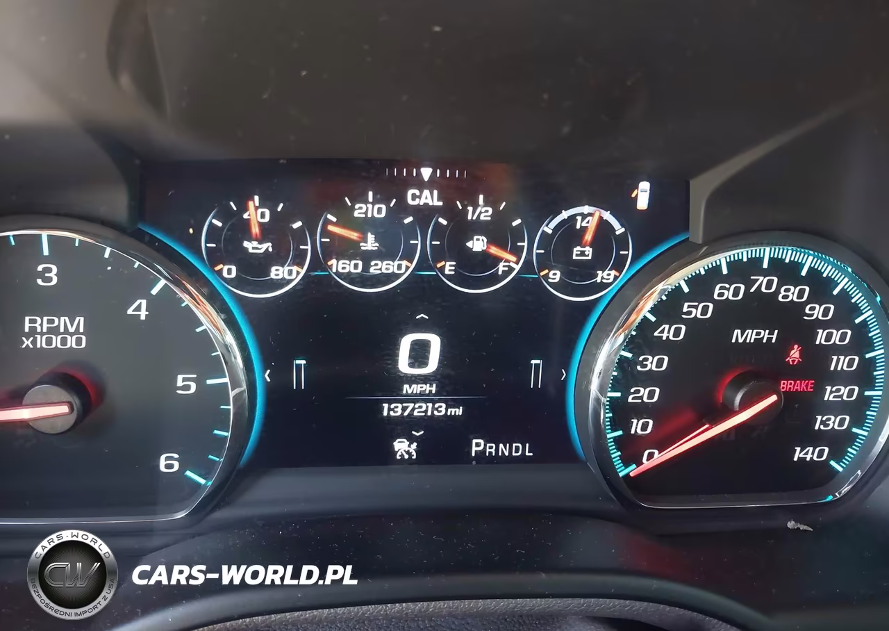 2018 Chevrolet Suburban Premier VIN:1GNSCJKC1JR110217 - 7
