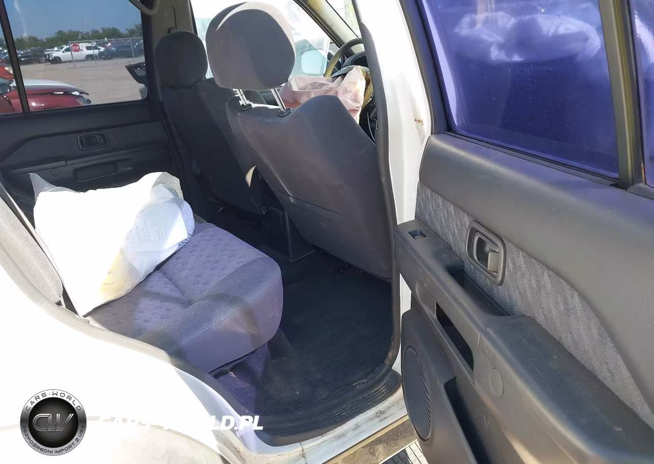 1996 Nissan Pathfinder Le-Se-Xe VIN:JN8AR05Y0TW018111 - 8