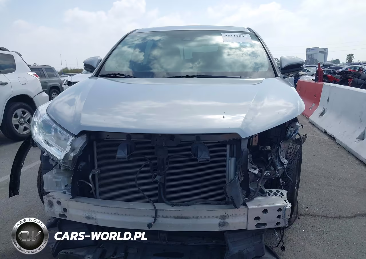 2019 Toyota Highlander Le VIN:5TDZARFH3KS053376 - 13