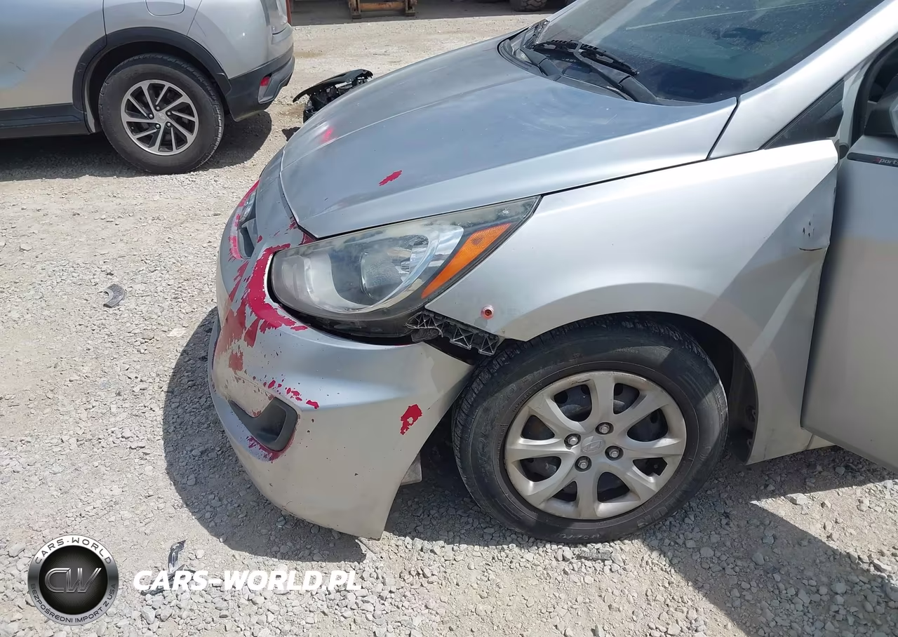 2014 Hyundai Accent Gls VIN:KMHCT4AE4EU607732 - 12