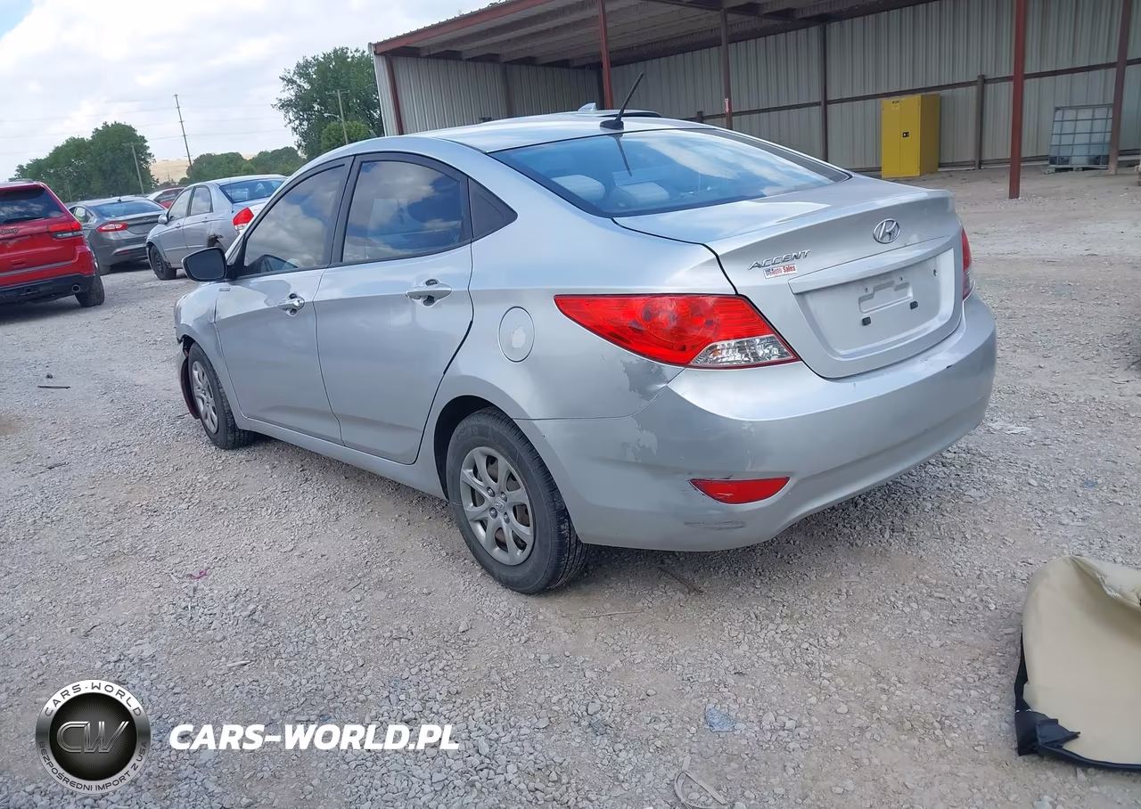 2014 Hyundai Accent Gls VIN:KMHCT4AE4EU607732 - 3