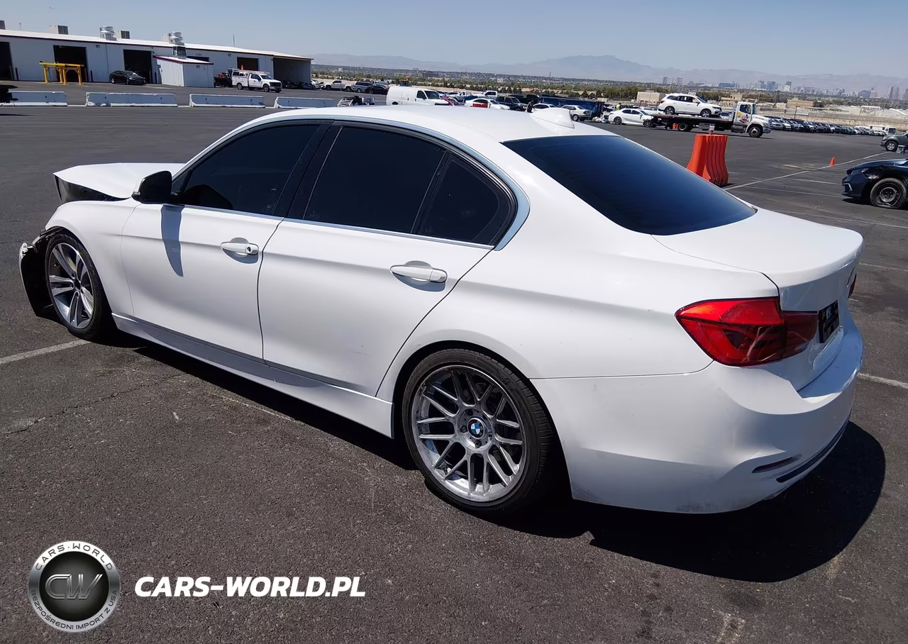 2018 BMW 330I VIN:WBA8B9G51JNV00527 - 3