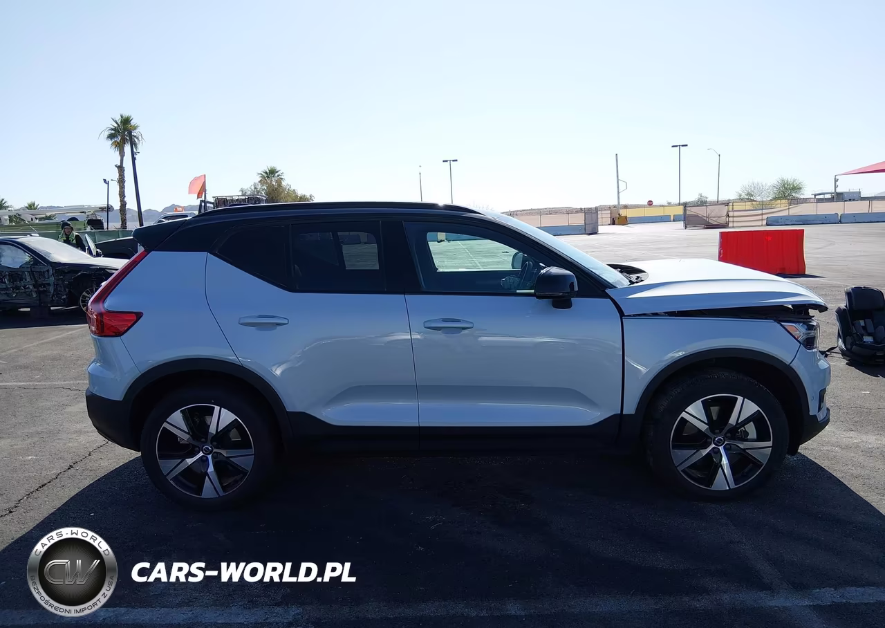 2022 Volvo Xc40 Recharge Pure Electric P8 Twin Plus VIN:YV4ED3UR8N2735130 - 13