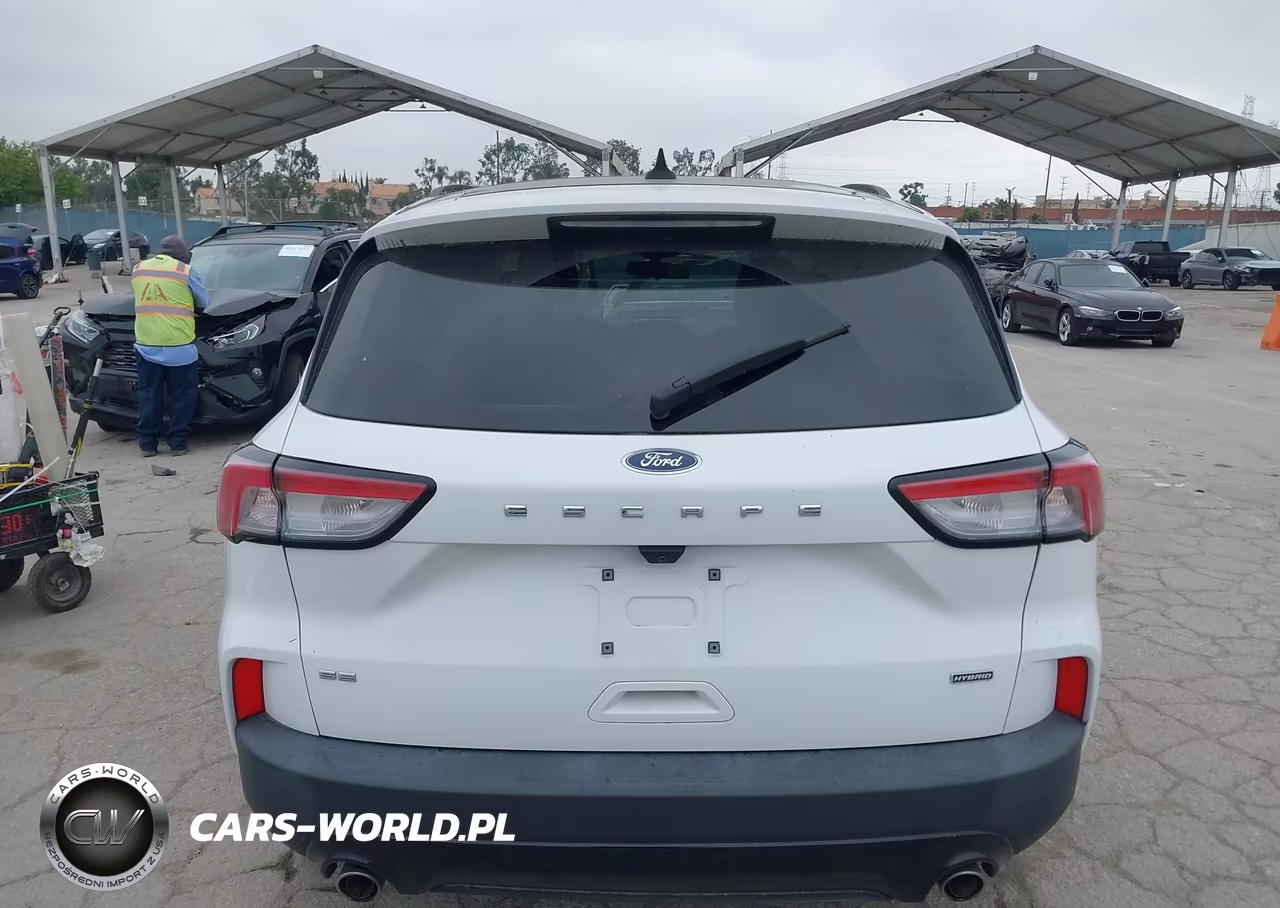 2021 Ford Escape Se Hybrid VIN:1FMCU0BZ7MUA25551 - 17