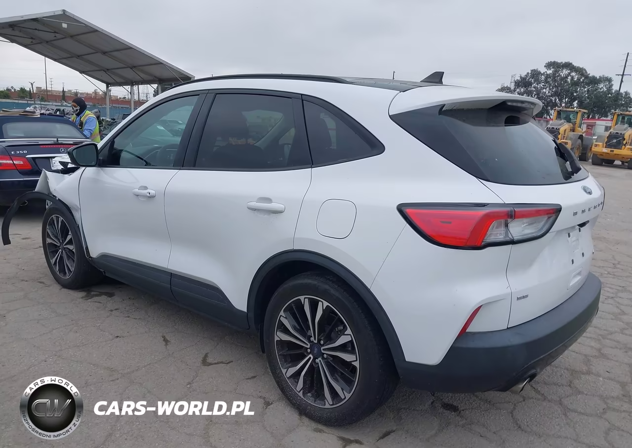 2021 Ford Escape Se Hybrid VIN:1FMCU0BZ7MUA25551 - 3