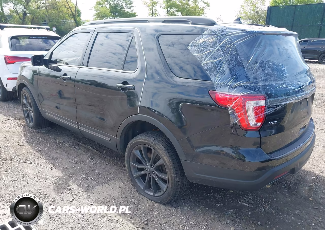 2018 Ford Explorer Xlt VIN:1FM5K8DH8JGB37383 - 3
