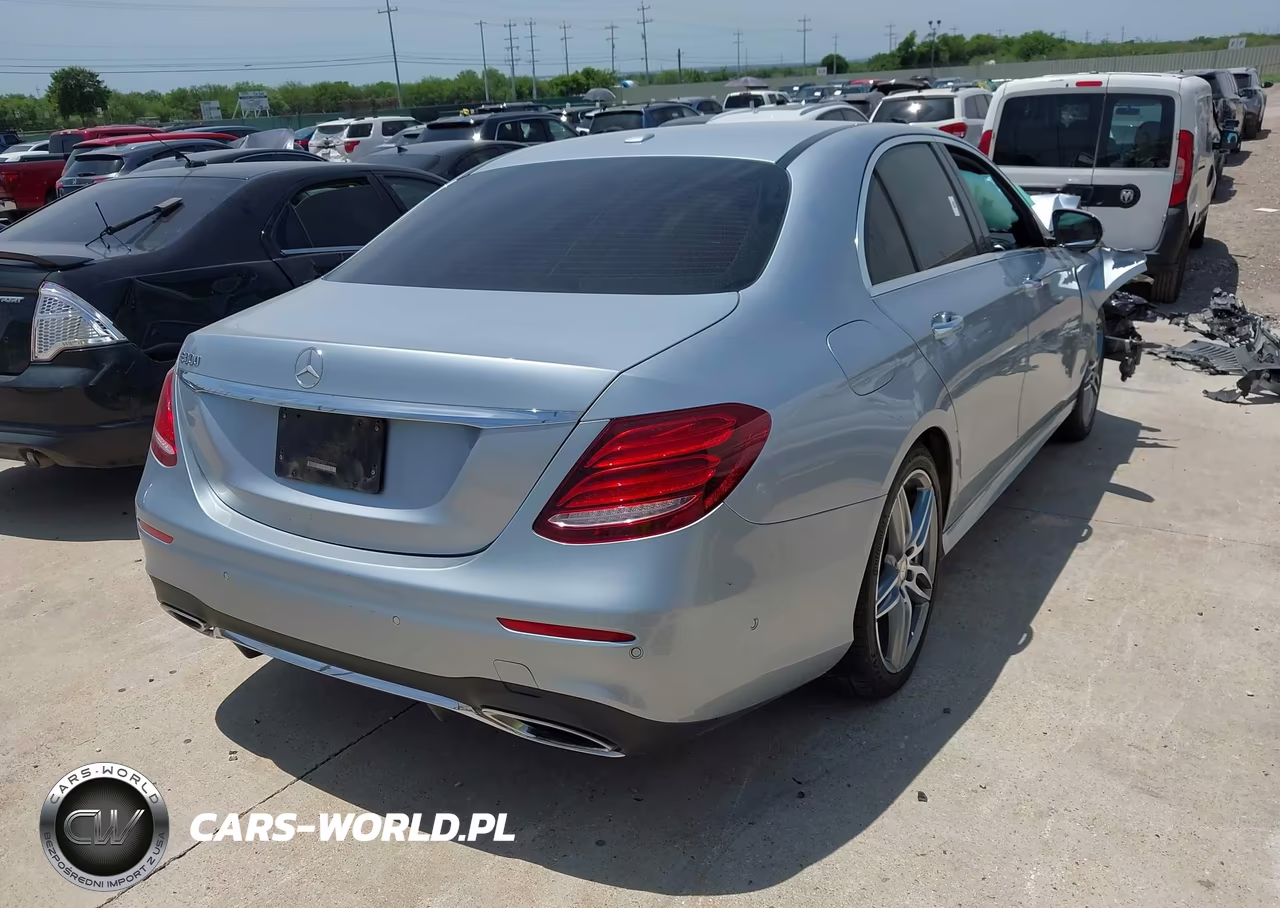 2017 Mercedes-Benz E 300 VIN:WDDZF4JB9HA194083 - 4