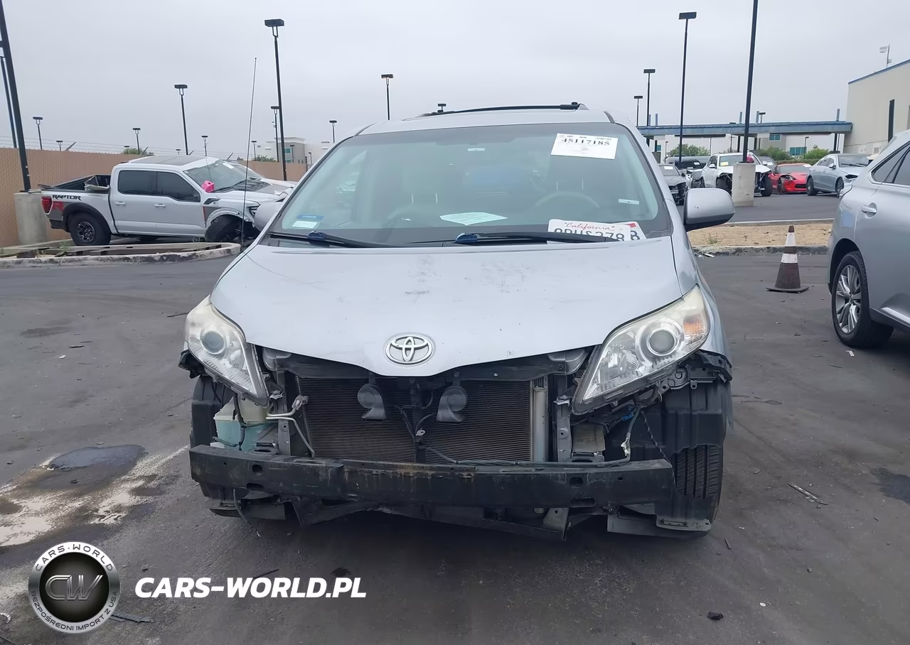 2014 Toyota Sienna Xle V6 8 Passenger VIN:5TDYK3DC8ES516887 - 13