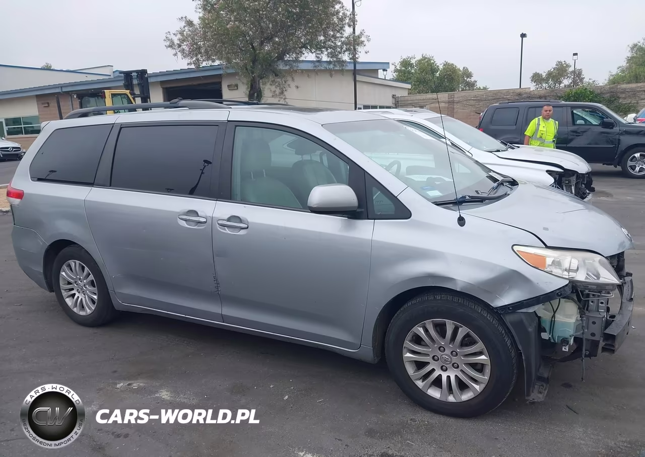 2014 Toyota Sienna Xle V6 8 Passenger VIN:5TDYK3DC8ES516887 - 21