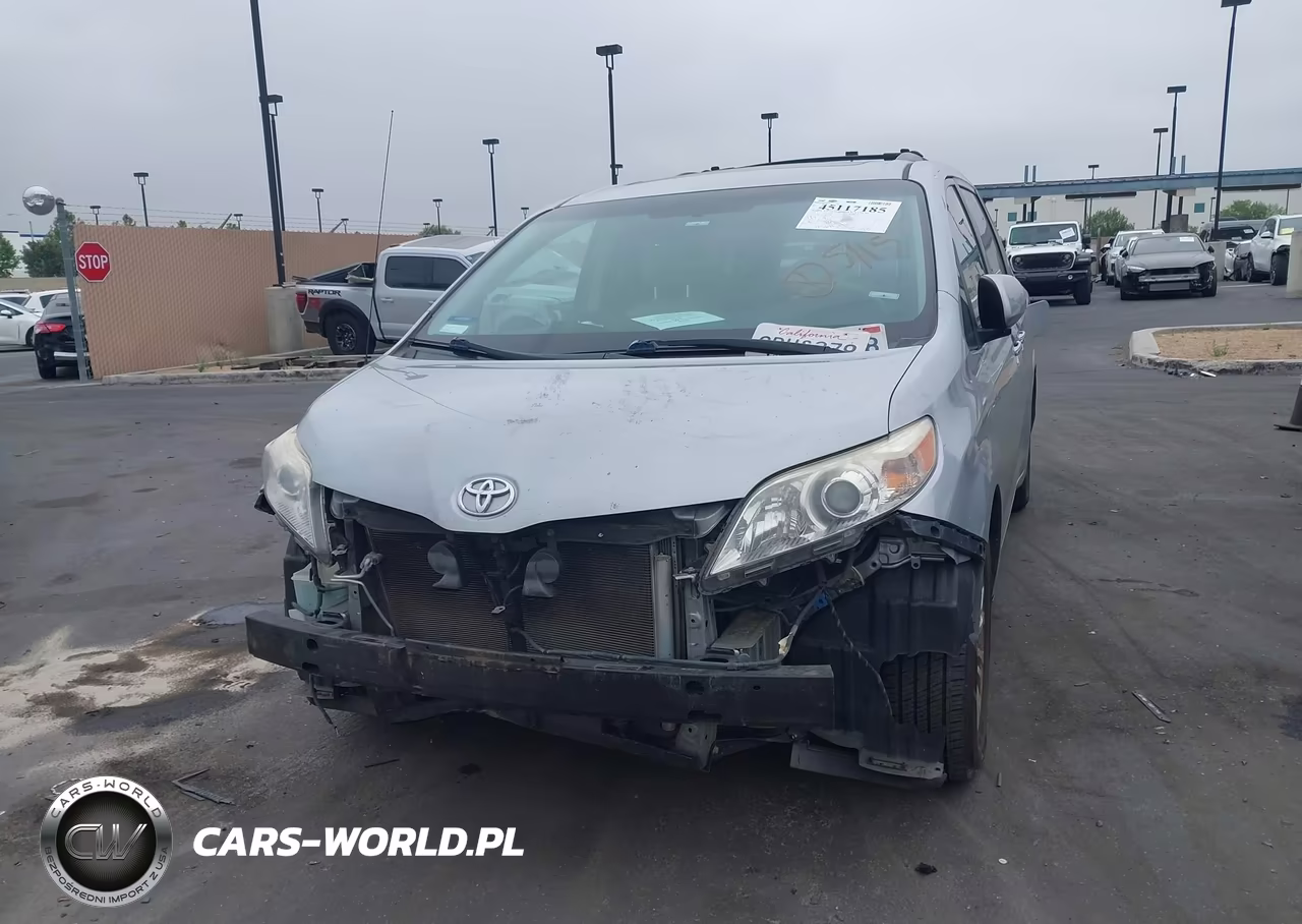 2014 Toyota Sienna Xle V6 8 Passenger VIN:5TDYK3DC8ES516887 - 6