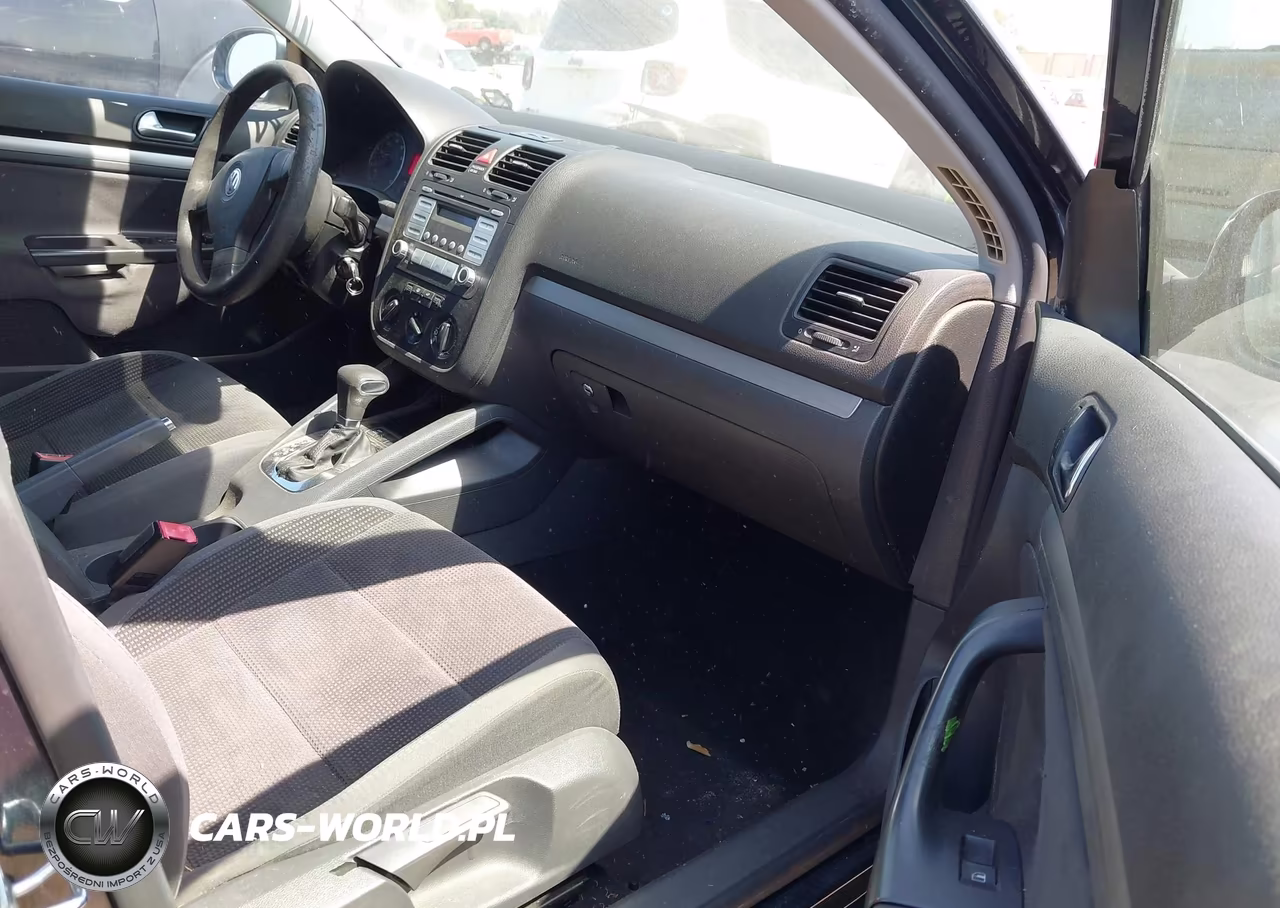2009 Volkswagen Jetta S VIN:3VWJZ71K59M036017 - 5
