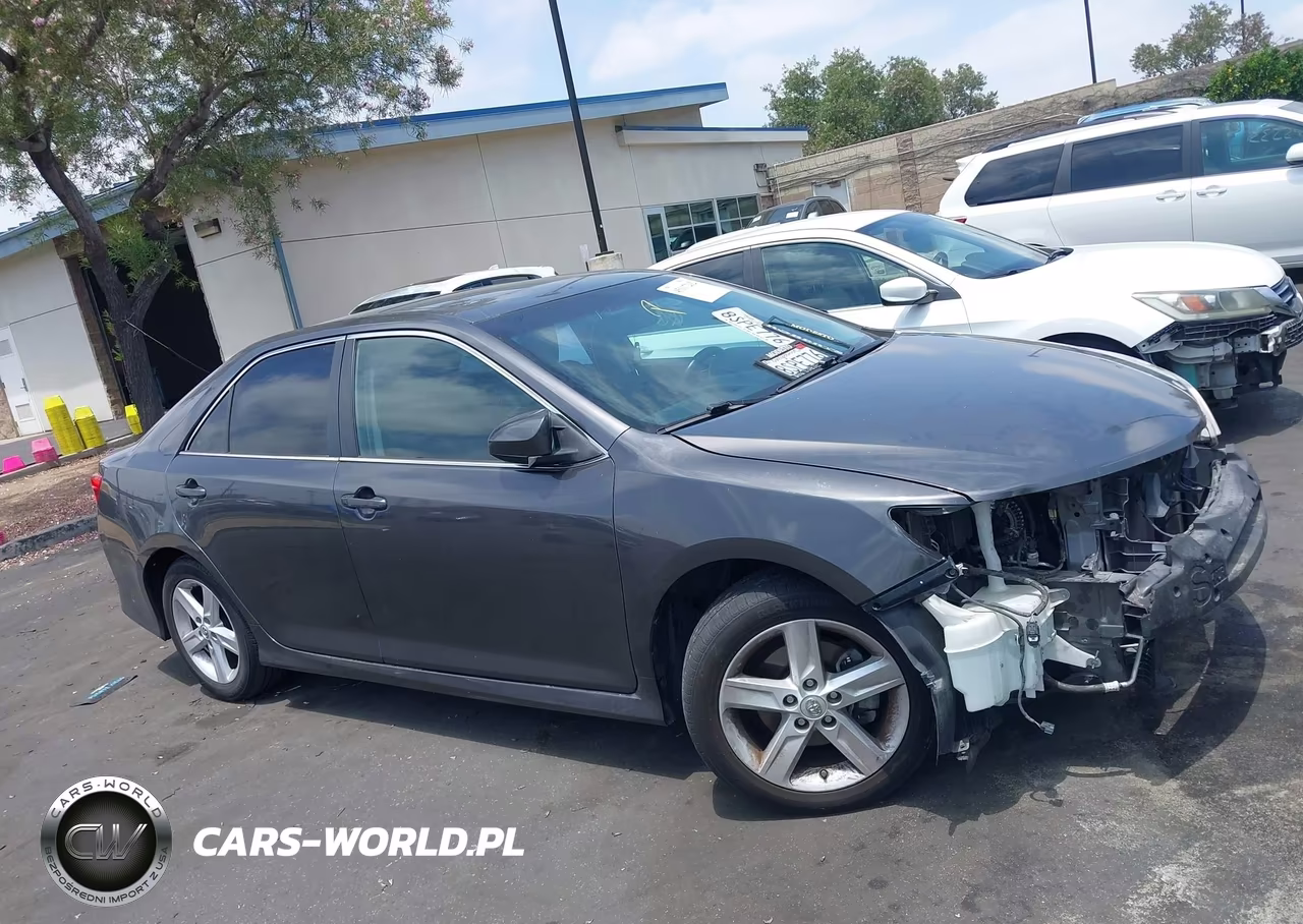 2013 Toyota Camry Se VIN:4T1BF1FK4DU711135 - 13