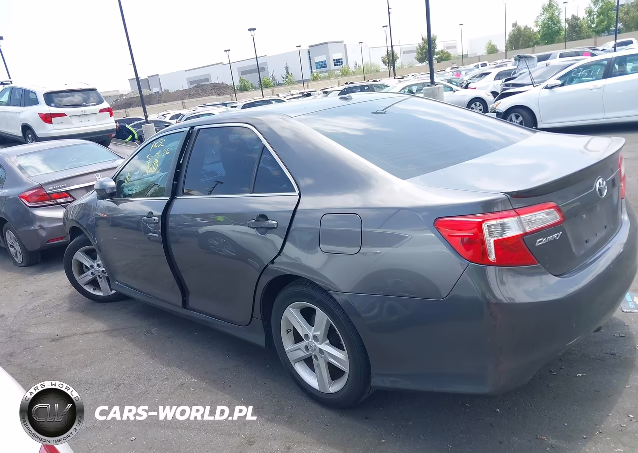 2013 Toyota Camry Se VIN:4T1BF1FK4DU711135 - 14