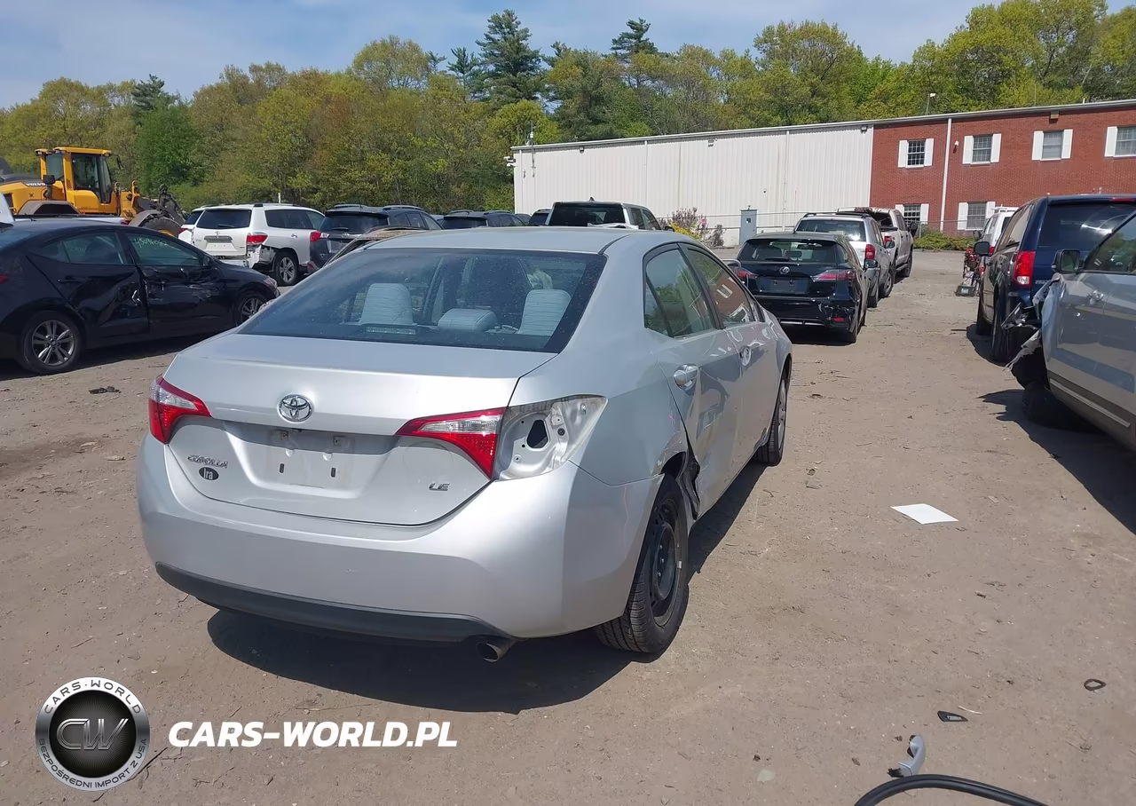 2016 Toyota Corolla Le VIN:2T1BURHE5GC488959 - 4