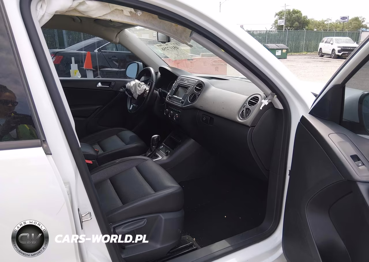 2016 Volkswagen Tiguan S VIN:WVGBV7AX2GW583494 - 5