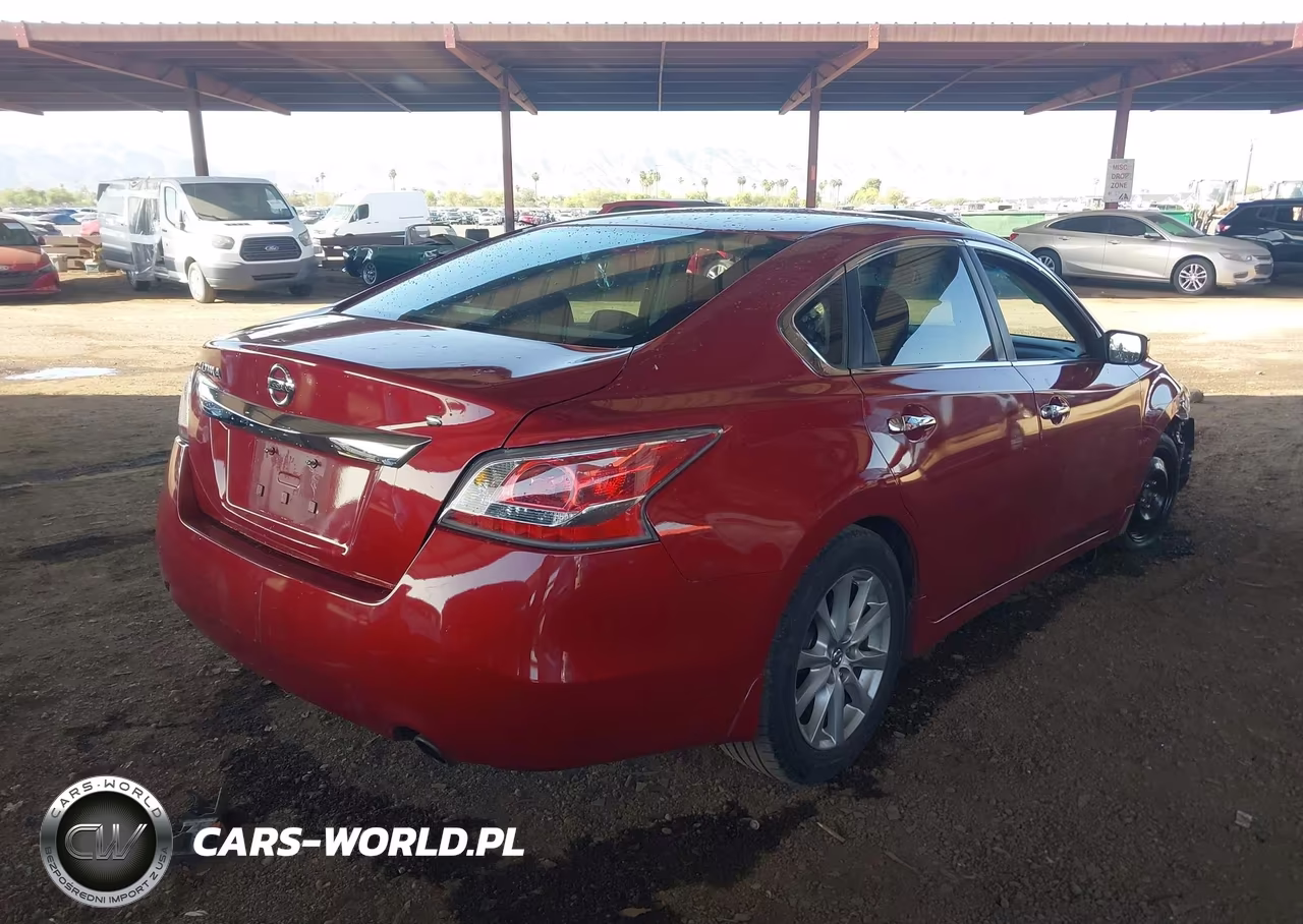 2015 Nissan Altima 2.5 S VIN:1N4AL3AP2FC273981 - 4