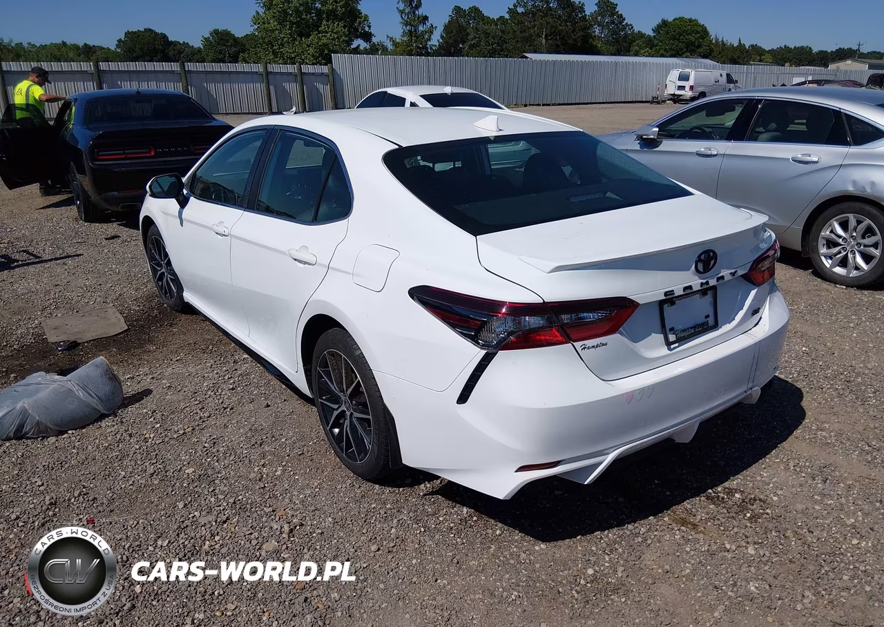 2021 Toyota Camry Se VIN:4T1G11AK2MU608243 - 3