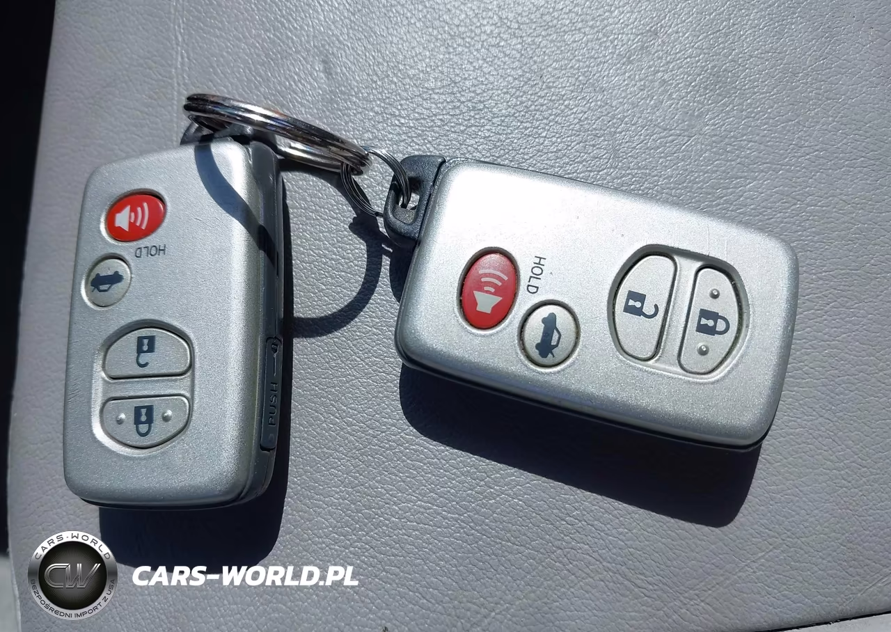 2007 Toyota Camry Hybrid VIN:JTNBB46K073036861 - 11
