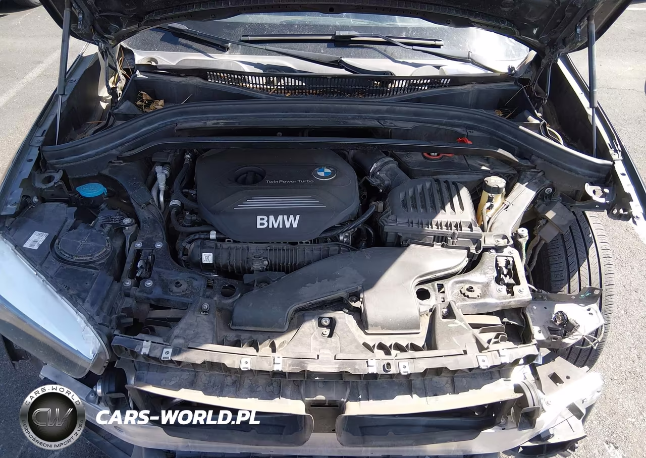 2018 BMW X1 xDrive28I VIN:WBXHT3C35J3H33670 - 10