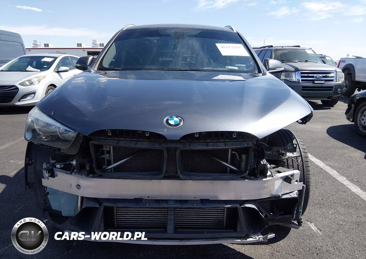 2018 BMW X1 xDrive28I VIN:WBXHT3C35J3H33670 - 13