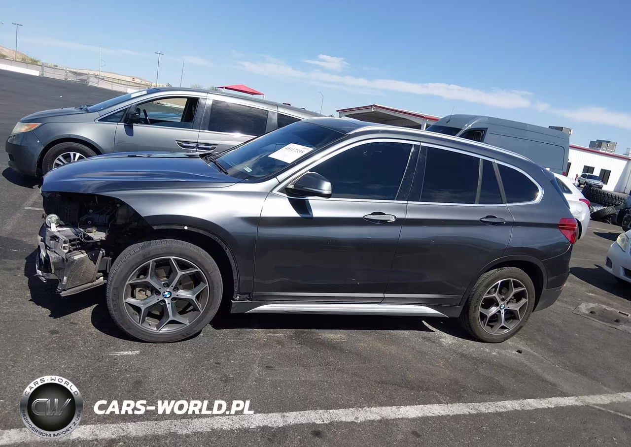 2018 BMW X1 xDrive28I VIN:WBXHT3C35J3H33670 - 15