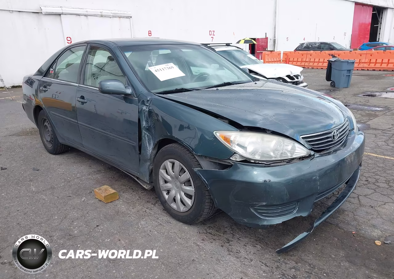 2005 Toyota Camry Le – zdjęcie 1 z 20