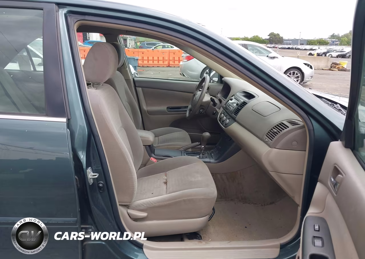 2005 Toyota Camry Le VIN:4T1BE32K35U058173 - 5
