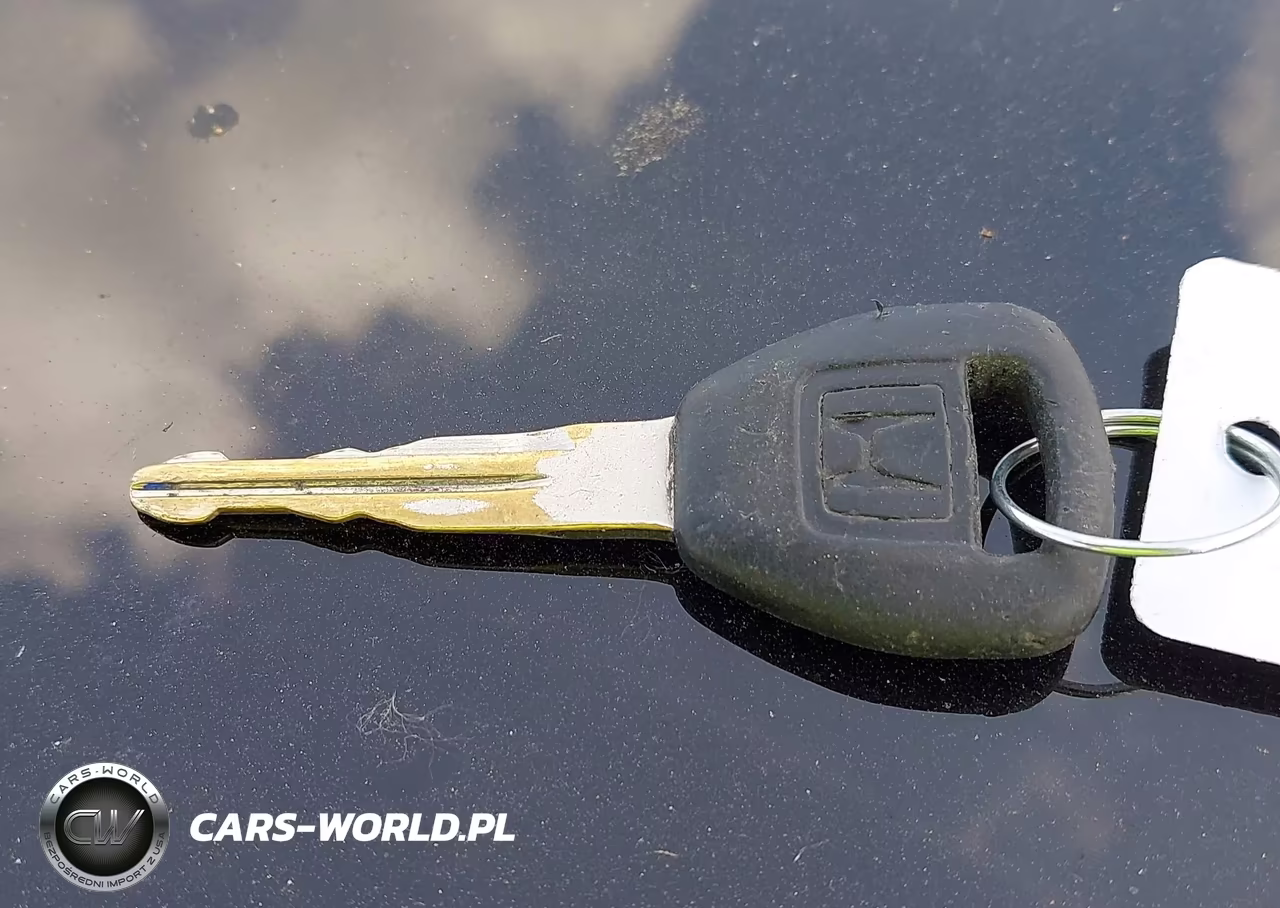 1998 Honda Accord Ex V6 VIN:1HGCG1653WA070033 - 11