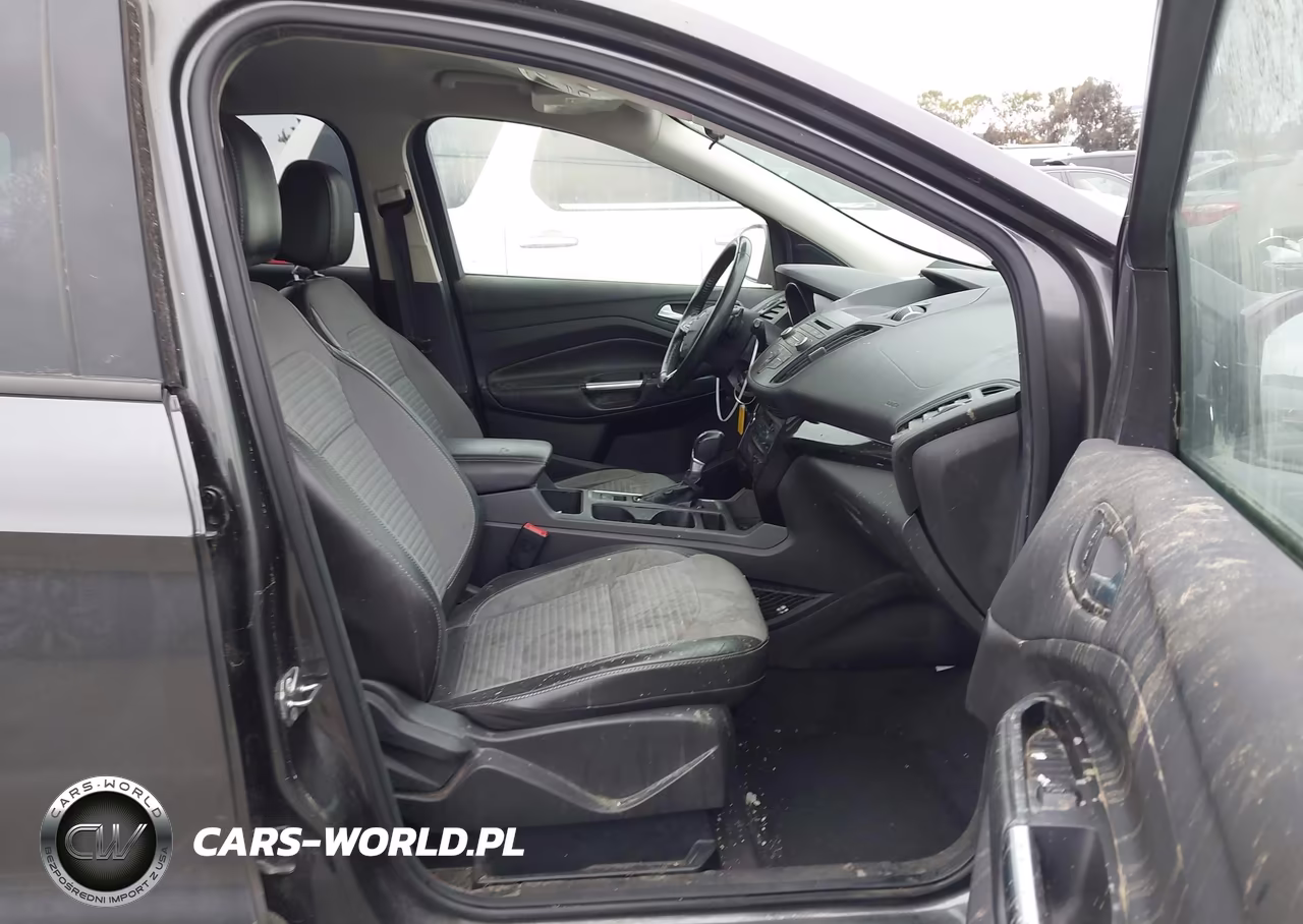 2017 Ford Escape Se VIN:1FMCU0GD5HUE96665 - 5