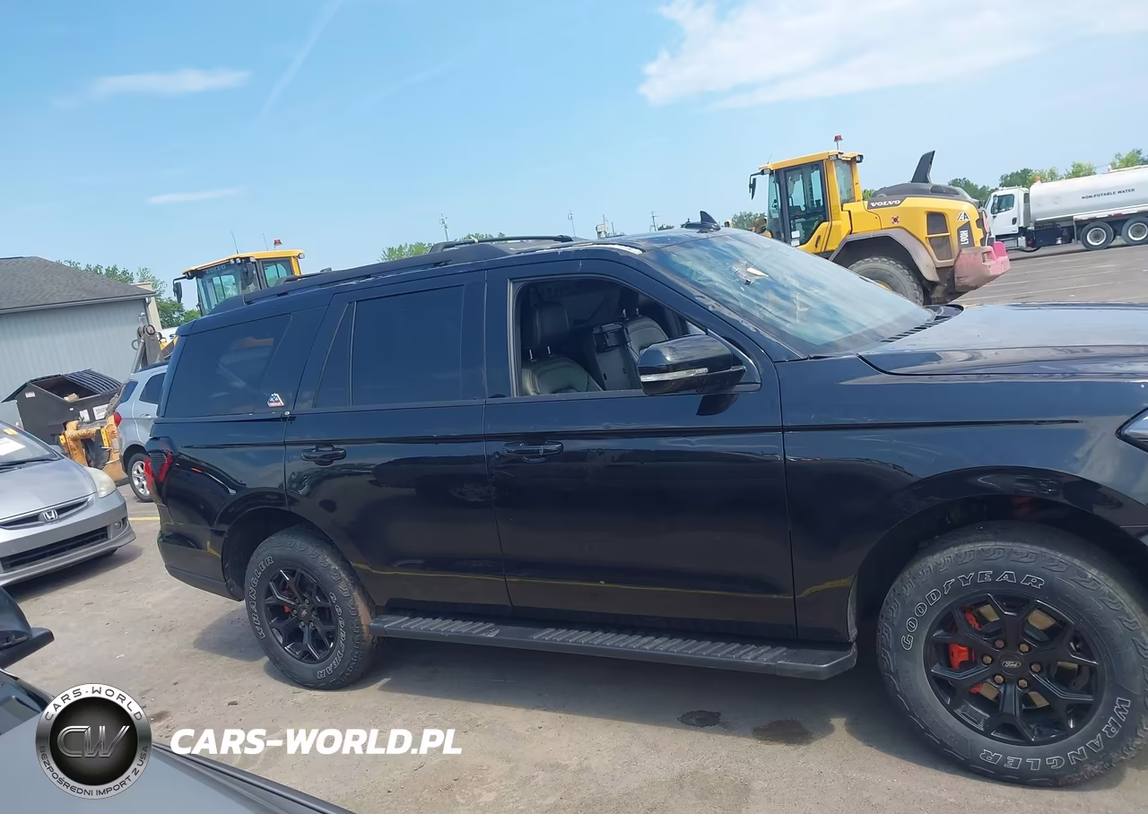 2022 Ford Expedition Timberline VIN:1FMJU1RTXNEA50082 - 13