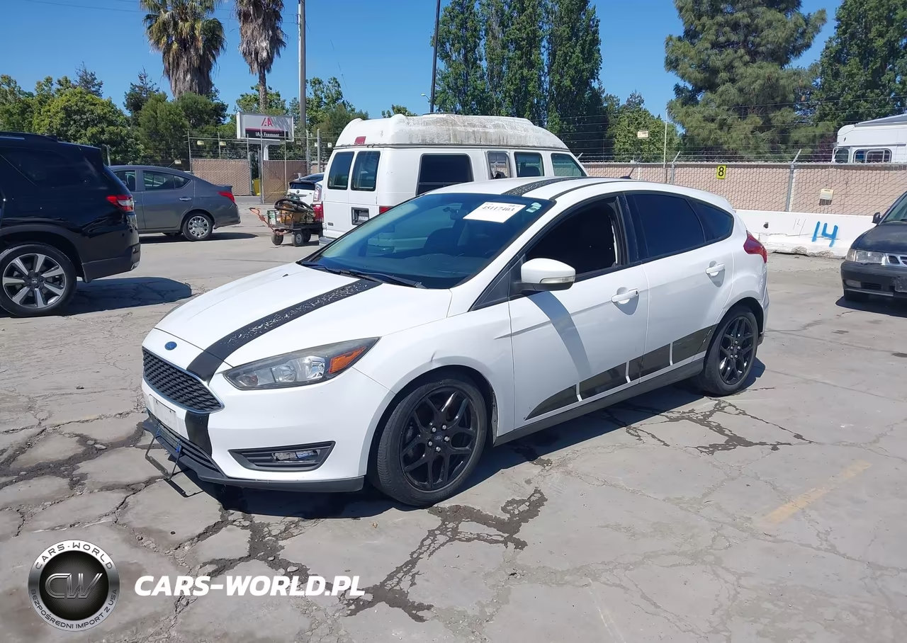 2016 Ford Focus Se VIN:1FADP3K29GL209362 - 2