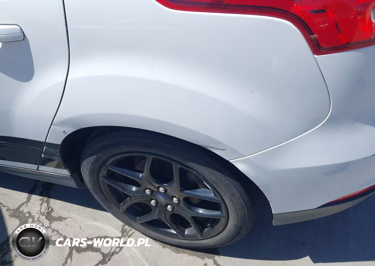 2016 Ford Focus Se VIN:1FADP3K29GL209362 - 6