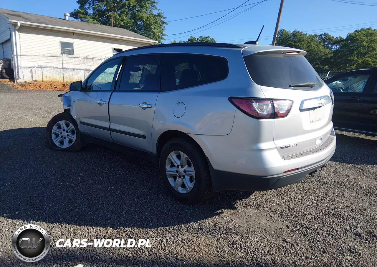 2017 Chevrolet Traverse Ls VIN:1GNKRFKDXHJ226142 - 3