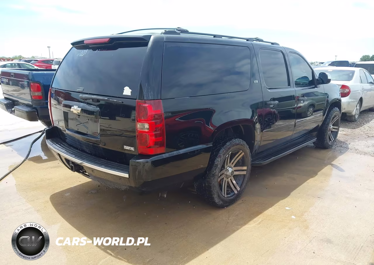 2009 Chevrolet Suburban 1500 Ltz VIN:1GNFC360X9J125998 - 4