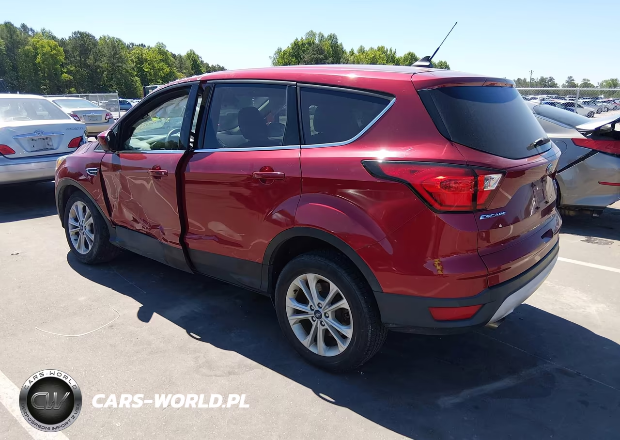 2019 Ford Escape Se VIN:1FMCU0GD1KUB95575 - 3