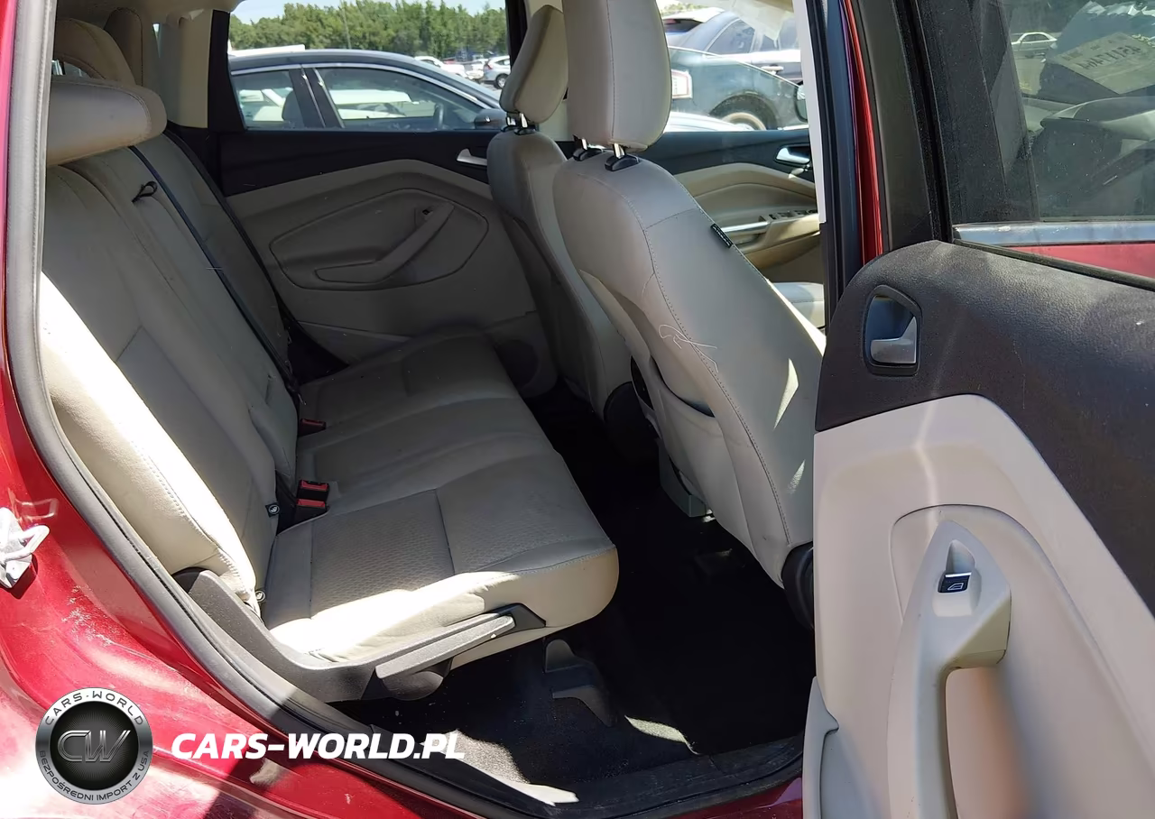 2019 Ford Escape Se VIN:1FMCU0GD1KUB95575 - 8