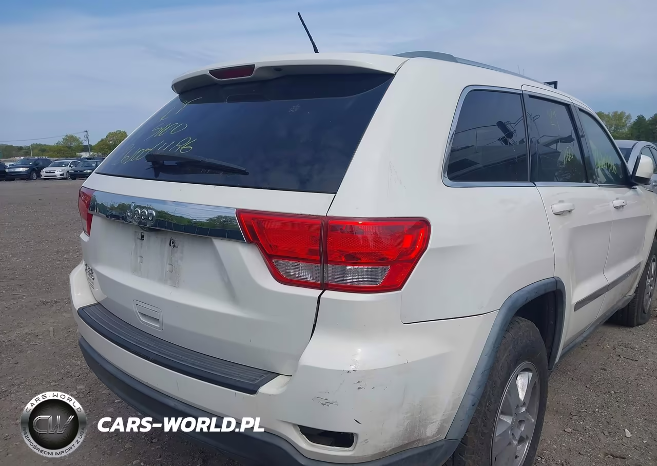 2012 Jeep Grand Cherokee Laredo VIN:1C4RJFAG8CC155000 - 15