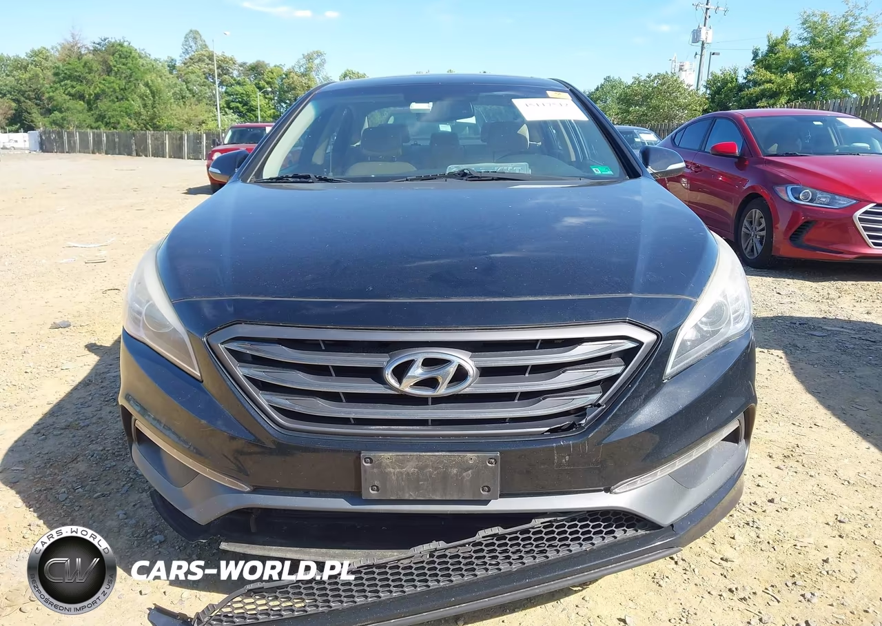 2016 Hyundai Sonata Limited VIN:5NPE34AF4GH401264 - 13