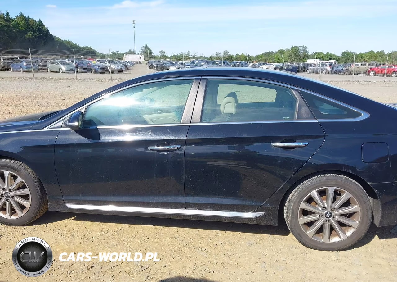 2016 Hyundai Sonata Limited VIN:5NPE34AF4GH401264 - 15