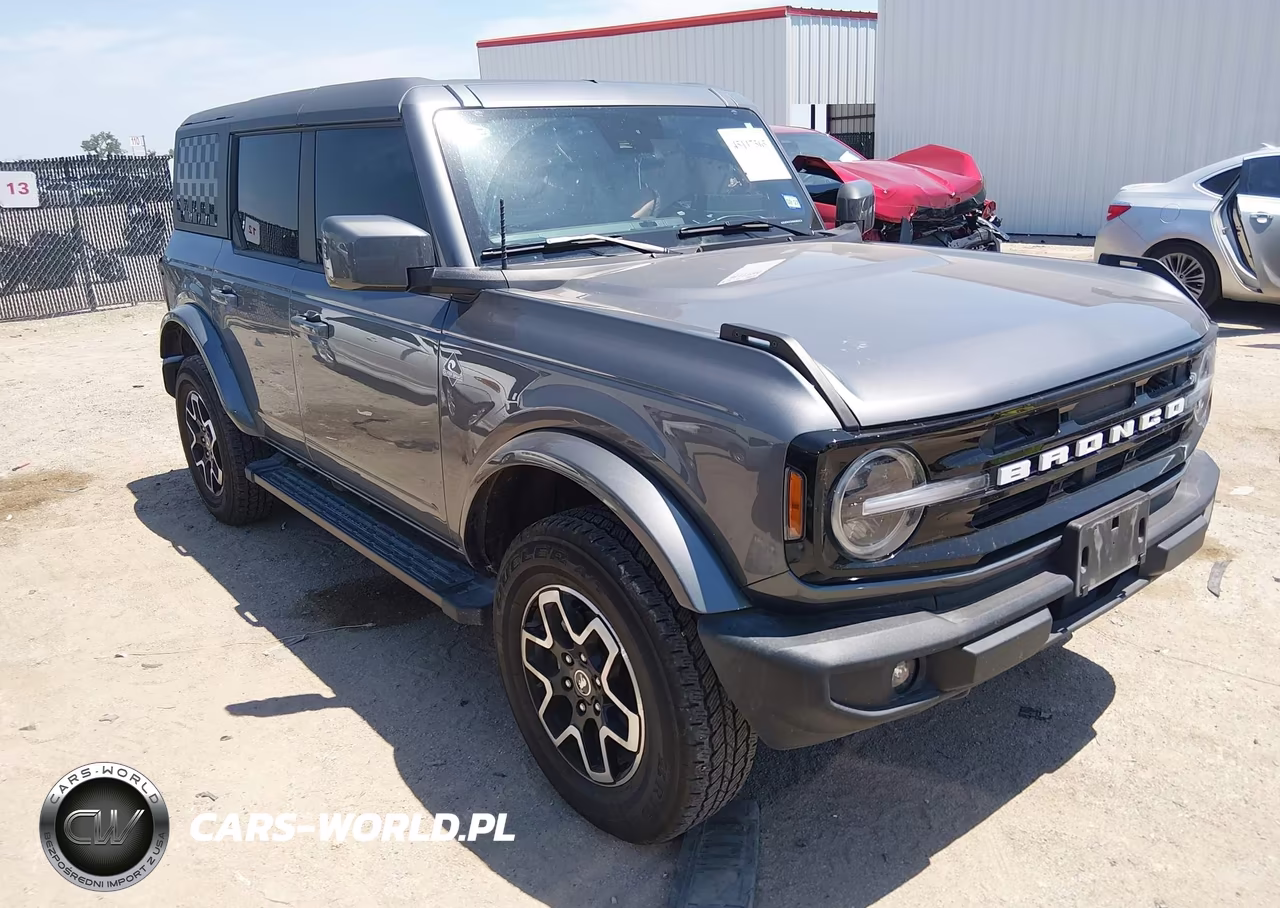 2024 Ford Bronco Outer Banks – zdjęcie 1 z 16