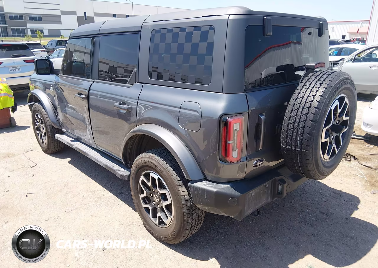 2024 Ford Bronco Outer Banks VIN:1FMDE8BH5RLB39942 - 3